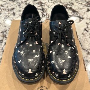 Dr. Martens Oxford Heart Shoes